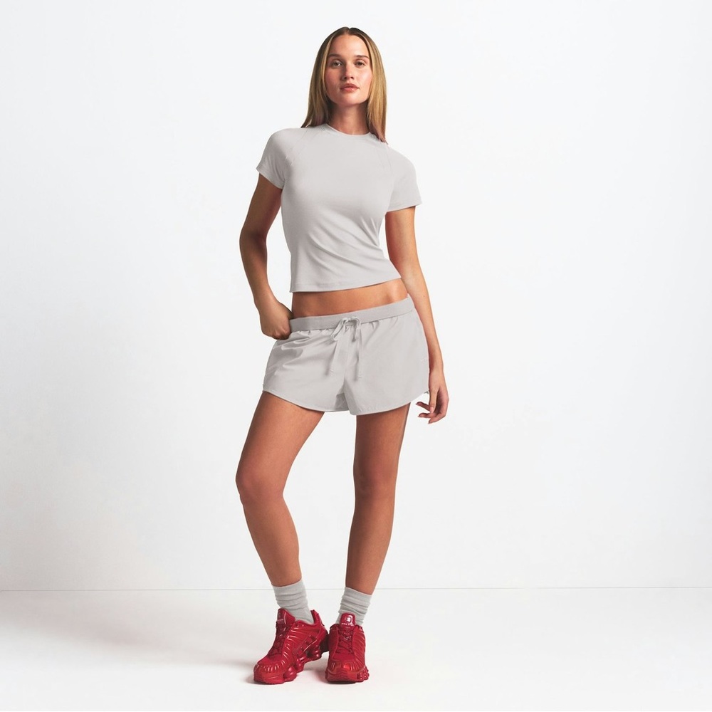 NikeSkims 2.5 inch Runner Shorts - Picture 2 of 7
